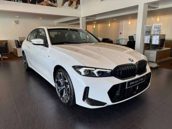 BMW 330e 2.0 16V TURBO HÍBRIDO M SPORT AUTOMÁTICO BMW 330e 2.0 16V TURBO HÍBRIDO M SPORT AUTOMÁTICO